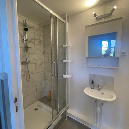 Apartment Petits Tout Equipees Gare *